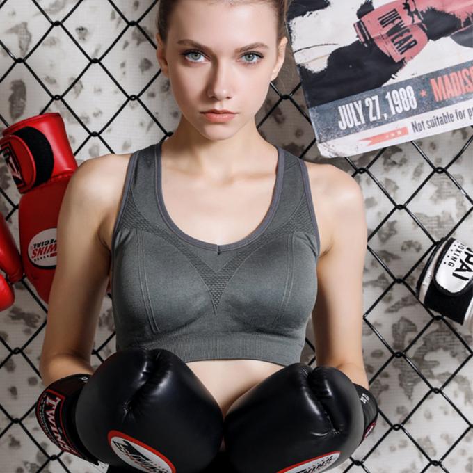 I reggiseni all'ingrosso di sport per le donne Wirefree hanno riempito il reggiseno di sport della comodità del reggiseno di forma fisica della palestra di yoga di allenamento